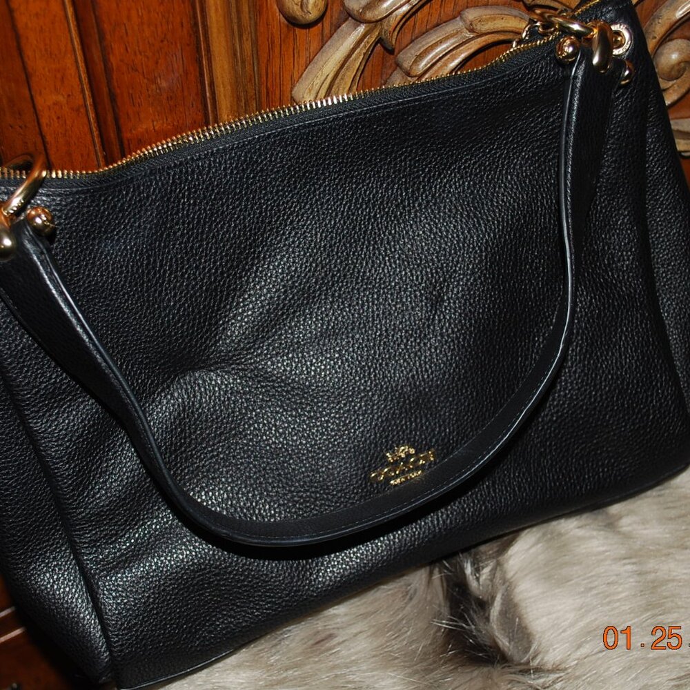 Coach Black handbag with Straps